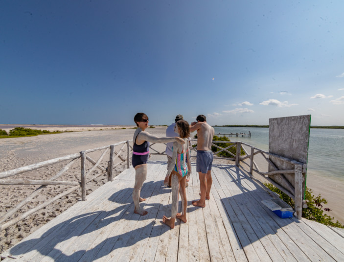https://yucatantravel.epconsulting.mx/wp-content/uploads/2019/12/RIO-LAGARTOS-56-703x535.jpg
