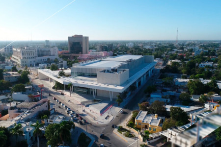 https://yucatantravel.epconsulting.mx/wp-content/uploads/2021/10/CENTRO-INTERNACIONAL-DE-CONGRESOS-DE-YUCATAN2-450x300.jpg
