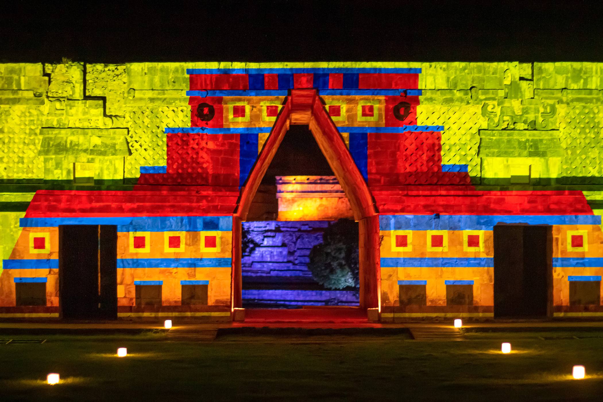 Uxmal video mapping